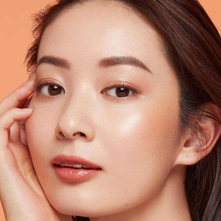 CLÉ DE PEAU BEAUTÉ LUMINIZING FACE ENHANCER