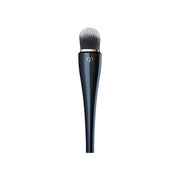 CLE DE PEAU BEAUTÉ LIGHT COVERAGE FOUNDATION BRUSH