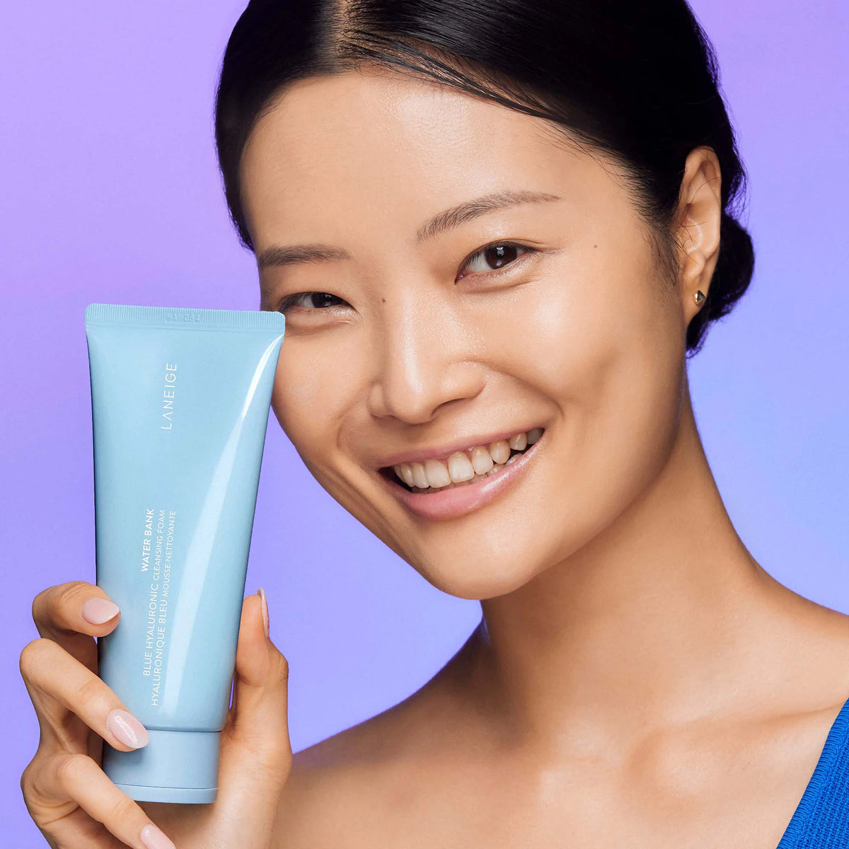 LANEIGE WATER BANK BLUE HYALURONIC CLEANSING FOAM
